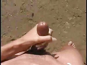 Ver video porno una morena da placer a hombres maduros con una mamada profunda en un gangbang, video de sexo online en buena calidad HD. Para descargar un video de la sección en esperma y morena gratis en su teléfono en alta definición sexo real padre hija hd y sin registro, haga clic en el botón 'descargar' en el reproductor. Si te gustan los videos de mamada en la garganta y semen en la cara, puedes escribir tu comentario y ver una selección porno de videos similares de adolescentes chupando a continuación, o ir a la categoría o etiqueta correspondiente.