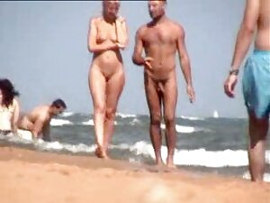 Mira el video porno de tres zorras seductoras hacen una mamada interracial en 1ª persona, video de sexo online en alta calidad. Para descargar un video de la sección de mamadas y bolsitas de té gratis en su teléfono en alta definición y sin registrarse, haga clic en el botón 'descargar' en el reproductor. Si te gusta el video de la rubia interracial, entonces puedes escribir tu comentario y ver una selección porno de videos similares de jóvenes de la primera persona inncestos a continuación, o ir a la categoría o etiqueta correspondiente.