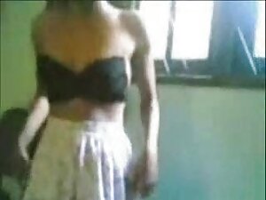 La estudiante se alegró de escuchar videos xxx insesto real del caballero que ella era tan sexy y deseable, por lo que la niña abrió las piernas frente a él. ¡Y el tipo encantado se apresuró a acariciar sus labios con la lengua, y luego metió su polla allí! Para descargar un video de la sección rubia gratis en su teléfono en alta definición xd y sin registrarse, haga clic en el botón 'descargar' en el reproductor. Si te gustan los videos de una belleza, entonces puedes escribir tu comentario y ver una selección porno de videos similares de tetas pequeñas a continuación, o ir a la categoría o etiqueta apropiada.